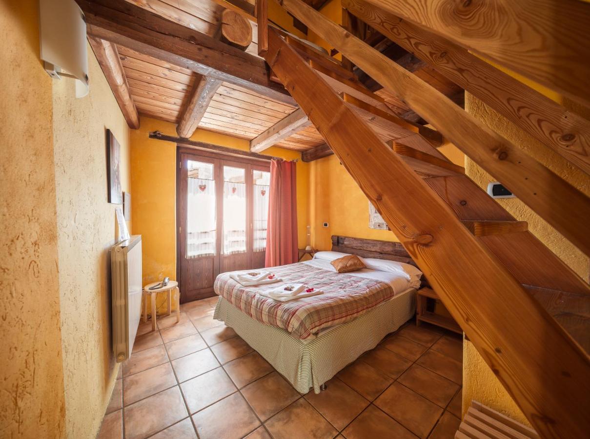 Locanda Del Silenzio Hotel Macra Eksteriør billede
